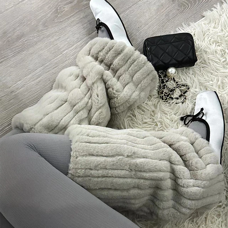 Harajuku Y2k Girls Cute Plush Leg Warmers Thicken Imitation Mink Fur Boots Cover Winter Warm Lolita Kawaii Sweet JK Leg Cover