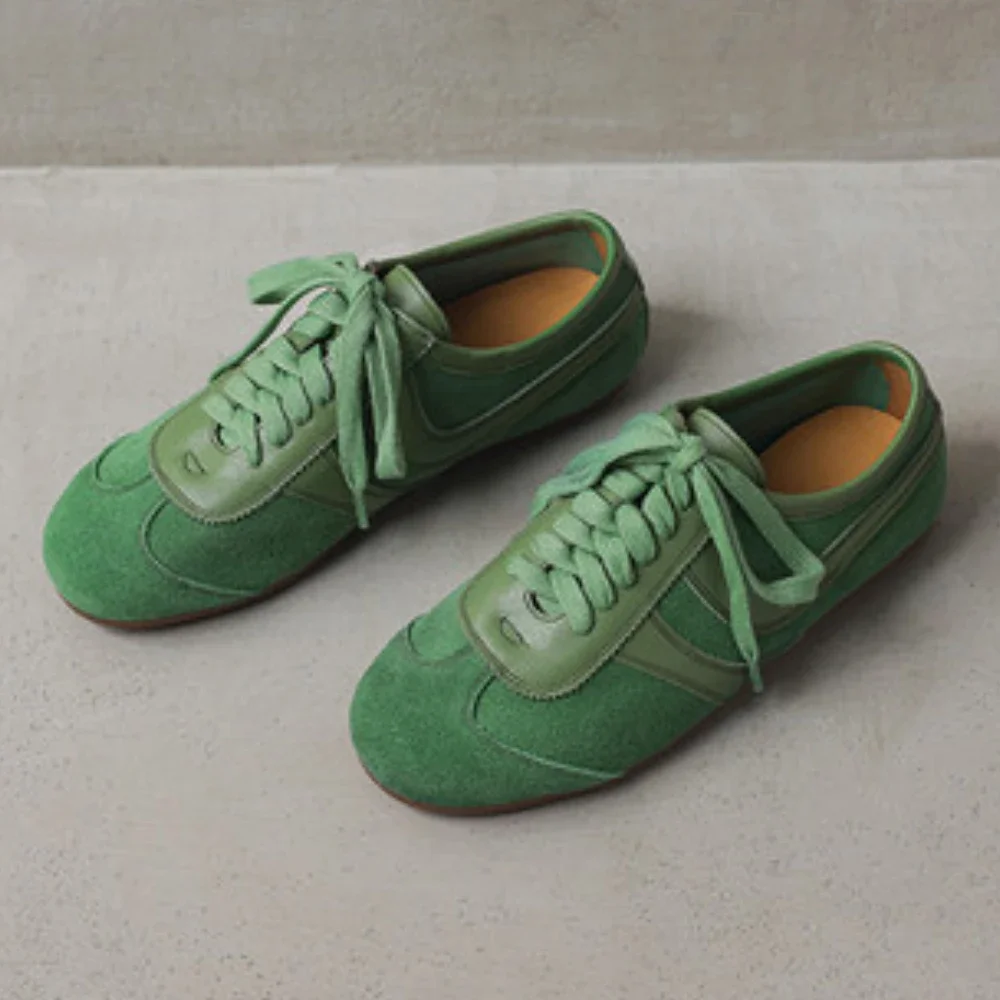 Zapatos deportivos planos casuales de primavera y otoño para mujer, con cordones para senderismo, conducir, zapatos de skate, zapatos de bolos para mujer