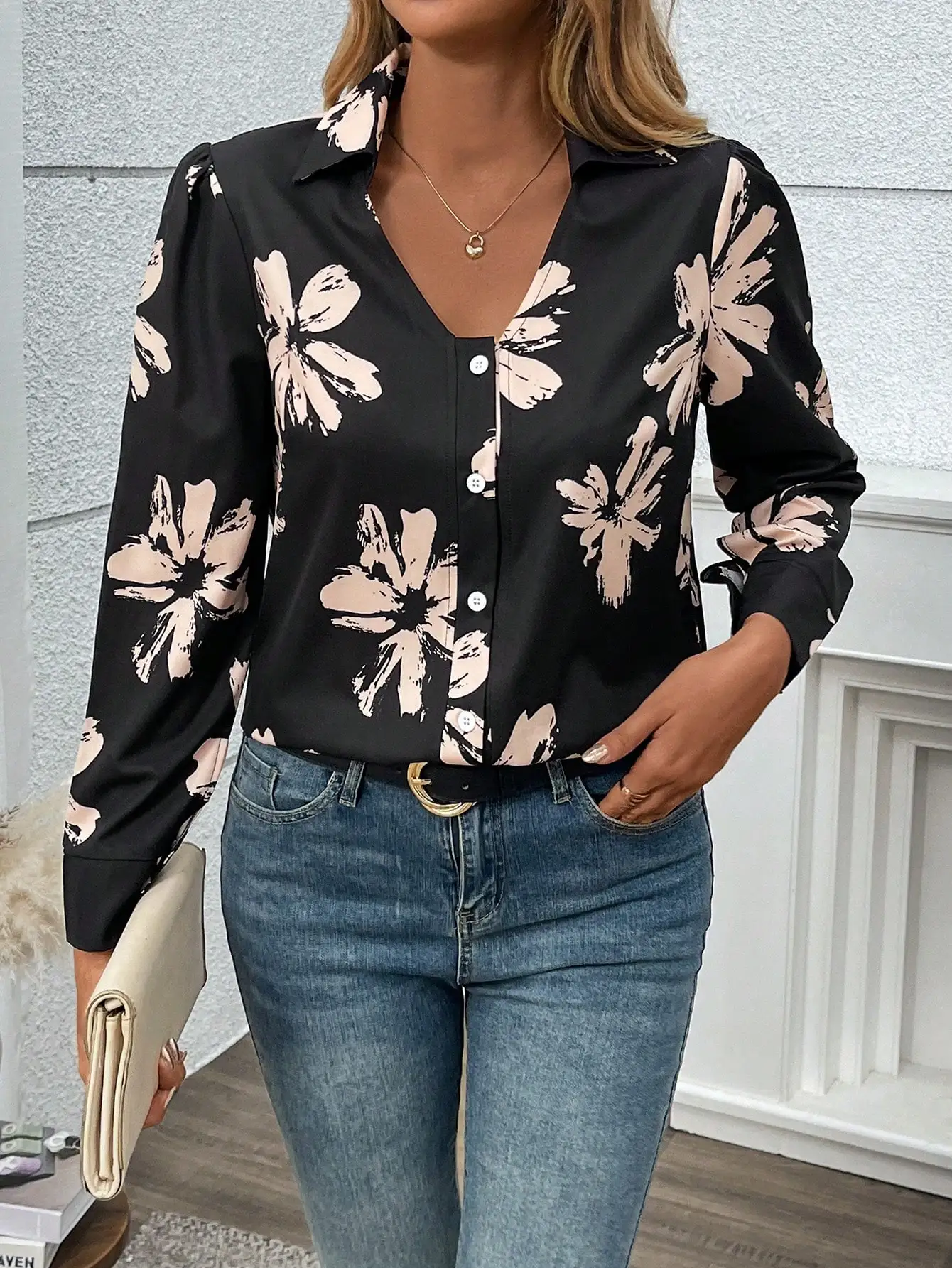 

Elegant Women's Black Floral Print V-Neck Long Sleeve Button-Up Shirt