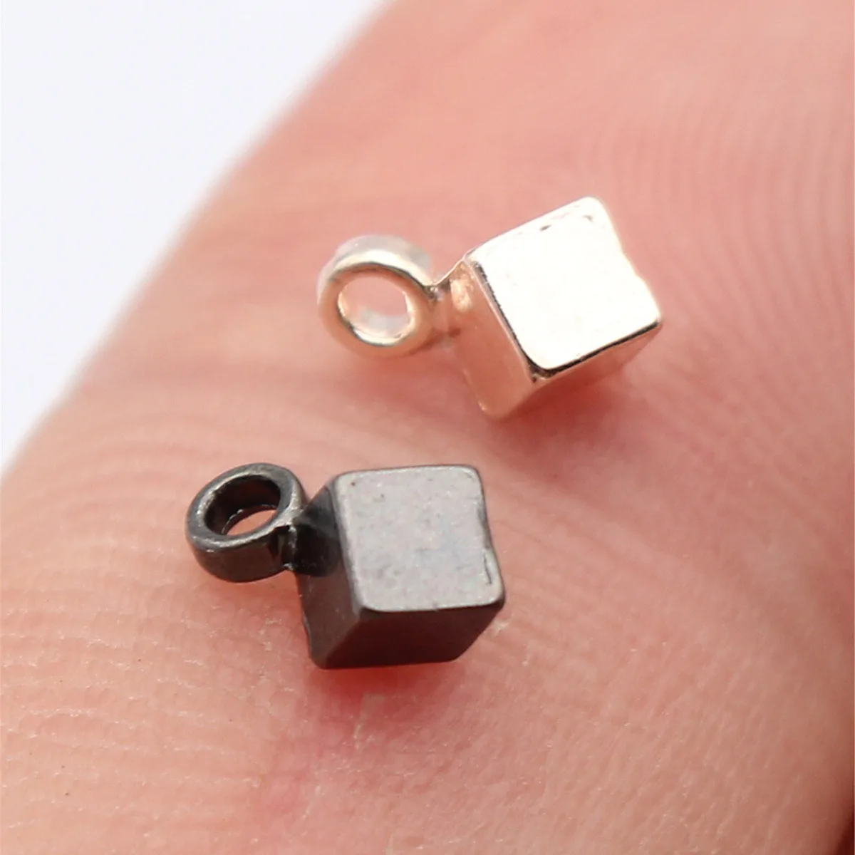 WYSIWYG 40pcs 7.4x4.1x4.1mm 2 Colors Light Rose Gold Color Gun Black Color Small Cube Charms For DIY Jewelry Making