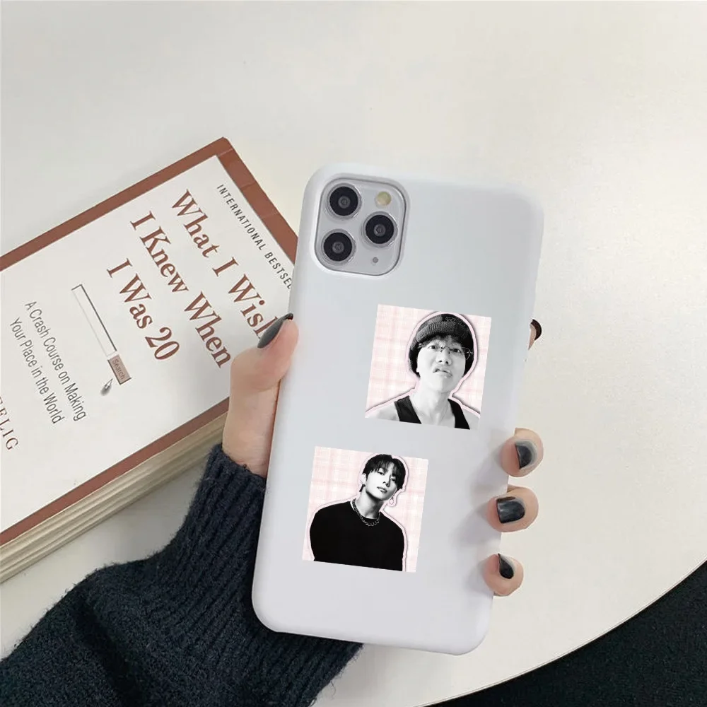 Hot 500Pcs/Roll BTS K-pop Idol Stickers Roll DIY Scrapbooking Journal Sealing Stickers Stationery Decor Fans Gift view 3