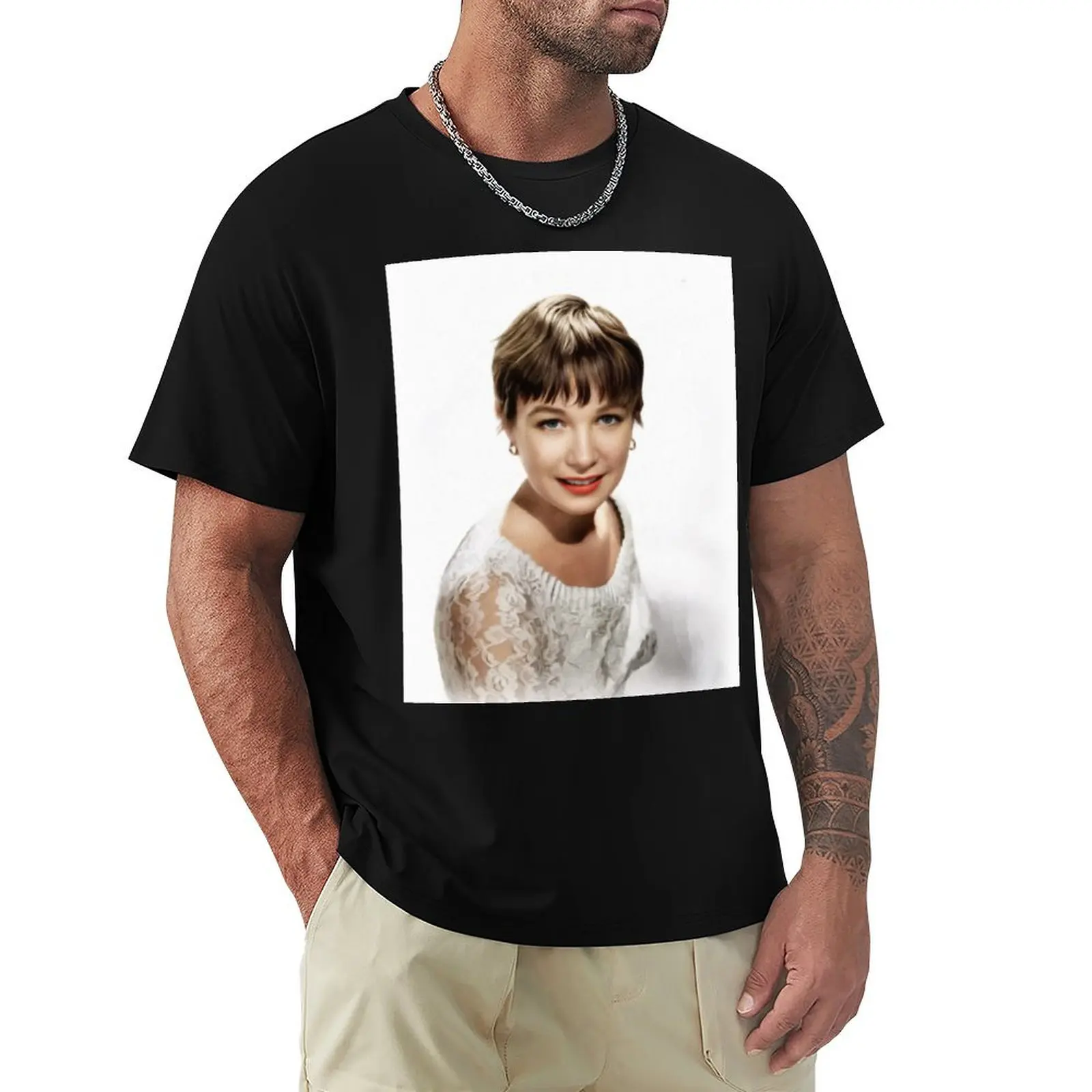 Shirley MacLaine, Actress T-Shirt man clothes anime tshirt Blouse mens cotton t shirts