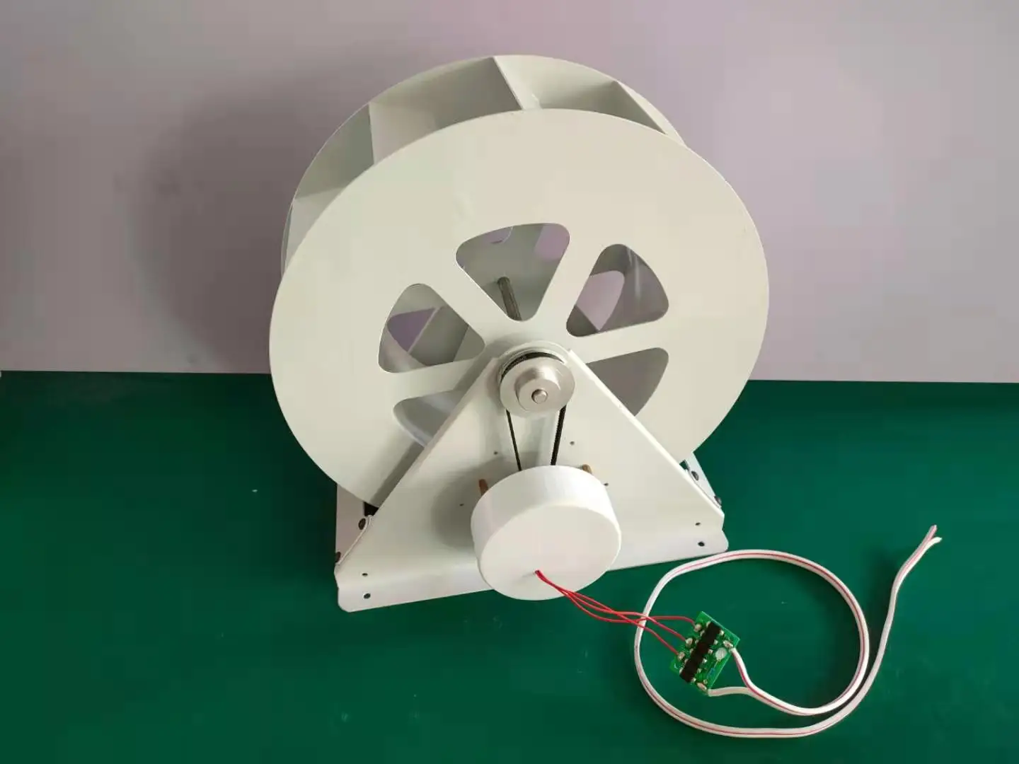 Water wheel generator hydro generator low speed disc power generation landscape decoration rockery outdoor wind water wheel