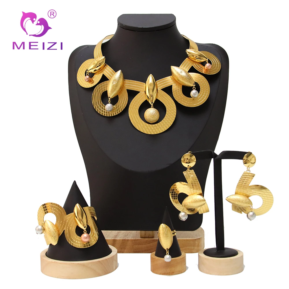 

Brazilian Golden Dubai 24k Necklace Earring Bracelet Ring Set For Women 2023 Luxury Brands Wedding Banquet Dating Jewelry