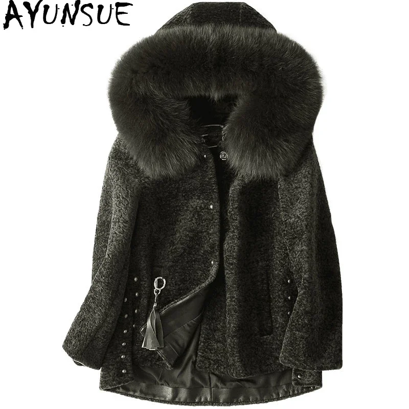 AYUNSUE 2020 Winter Women\'s Fur Coat Short Sheep Shearling Female Jacket Real Wool Coats Natural Fox Fur Hooded 17096 WYQ1182