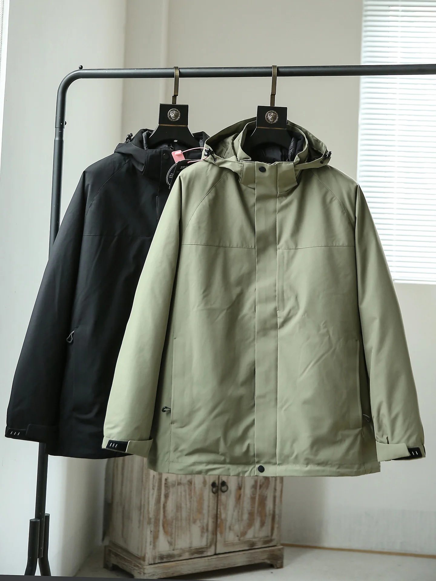 

Новая зимняя мужская куртка-пуховик 3-в-1 с отстегивающейся внутренней частью, с капюшоном, повседневная, теплая, из нейлоновой ткани, с наполнителем из 90% гусиного пуха