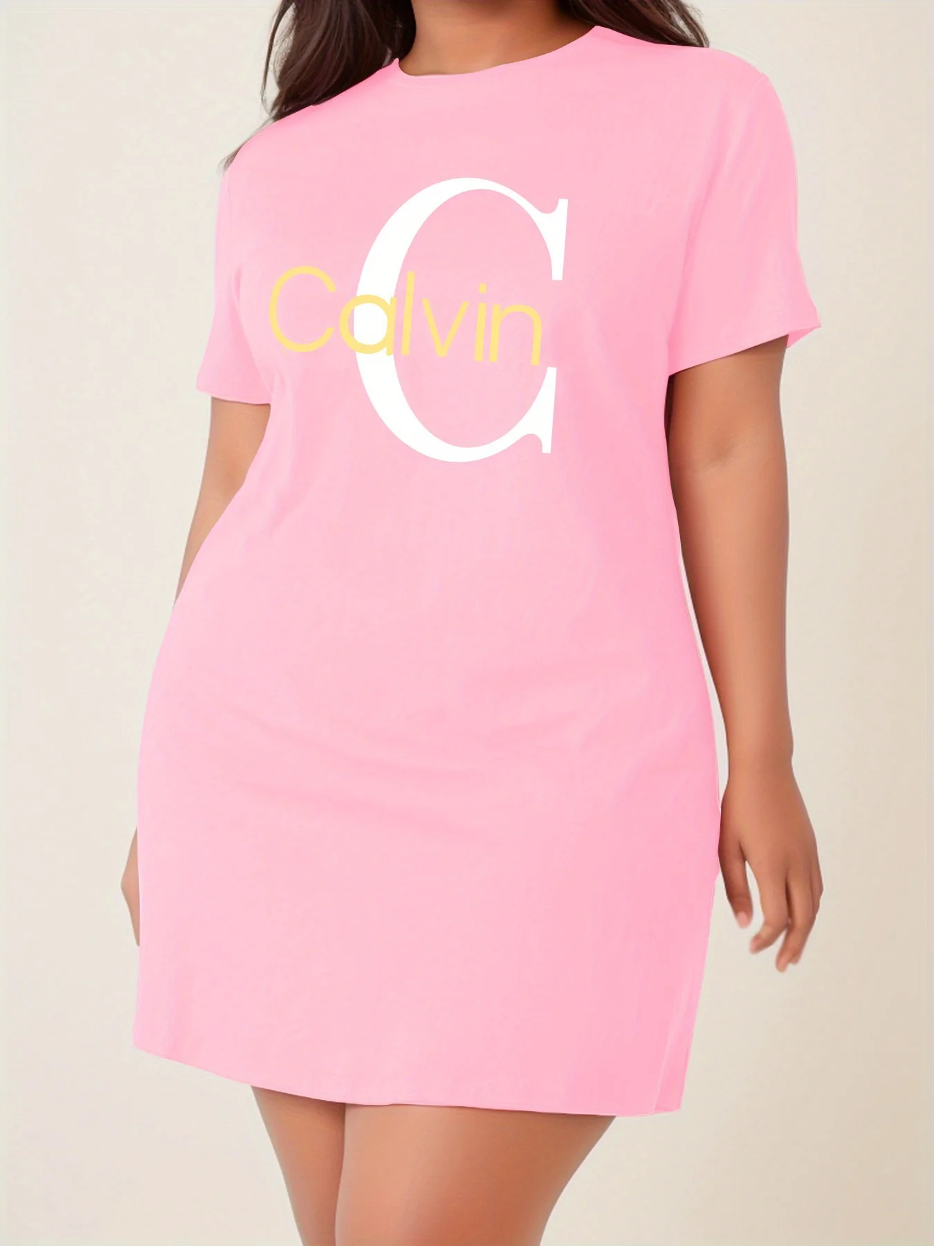 

Женское дышащее платье-футболка Calvin больших размеров, облегающее повседневное летнее платье длиной до колена с круглым вырезом и яркими желтыми надписями