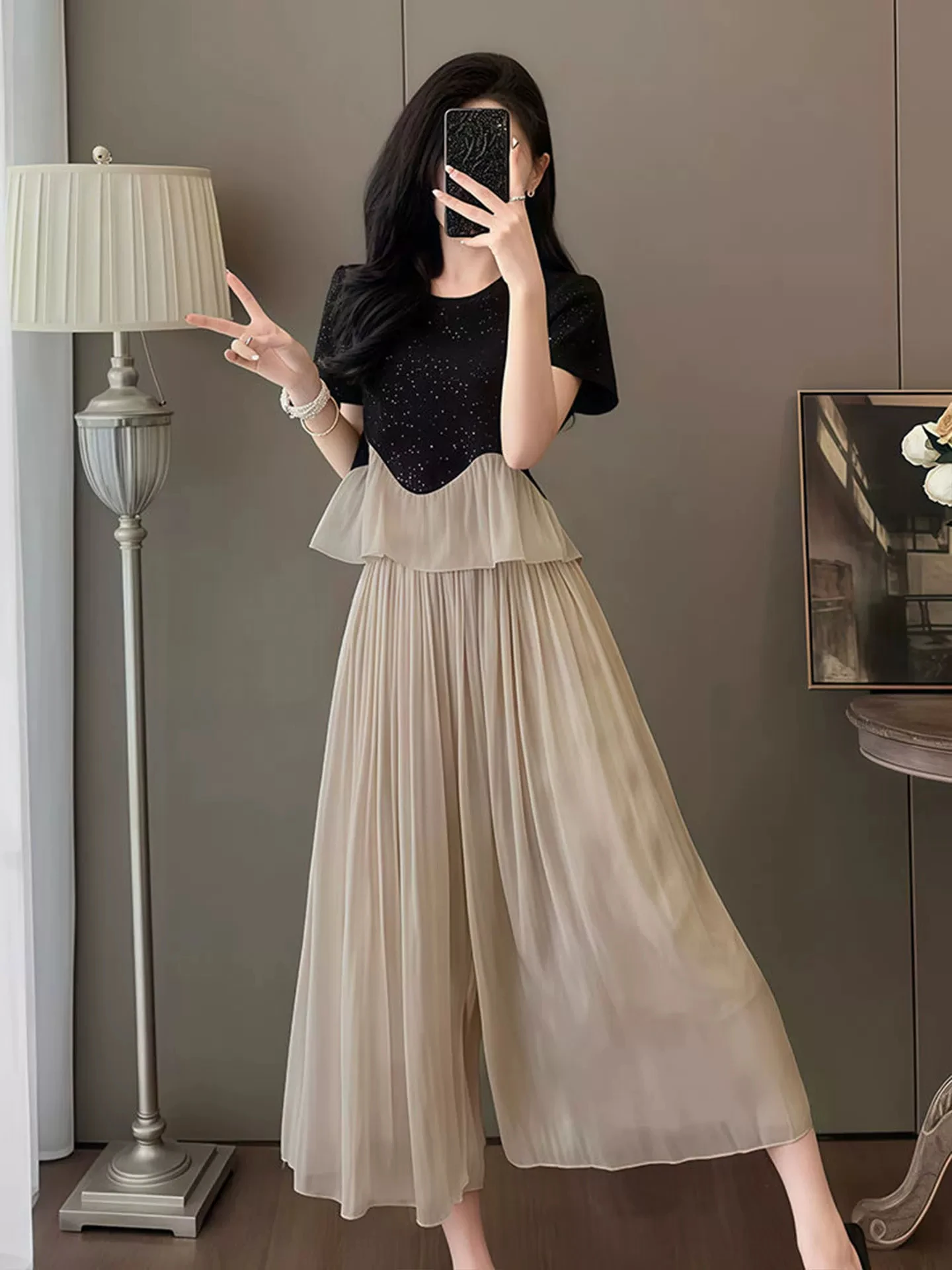 Summer New Fashionable Short Sleeve T-Shirt Top Women's Wide Leg Pants Skirt Two Piece Set Anti-Wrinkle Light Weight Casual Wear