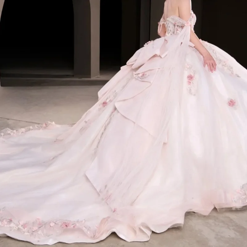 Light Pink Princess Quinceanera Dresses Off Shoulder Beads Applique Flower Bow Tull Sweet 16 Dress Ball Gown Vestidos 15 De Anos