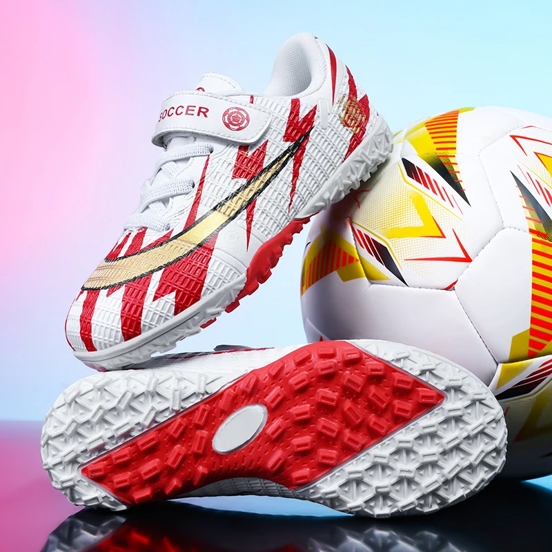 

2025 Football Shoes Football Boots Men Original Soccer Shoes Sneaker Top Quality Long Spikes Society Outdoor Professional Sports