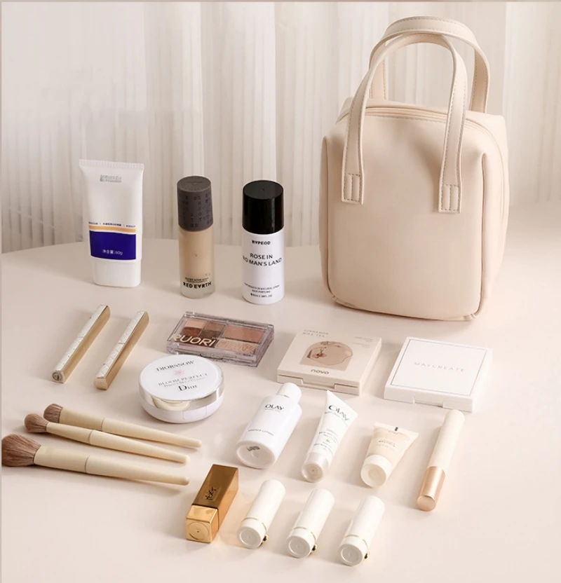 Trousse de maquillage en PU personnalisée avec nom brodé, sac de rangement cosmétique, sac de toilette de grande capacité, sac de voyage, cadeau de demoiselle d'honneur