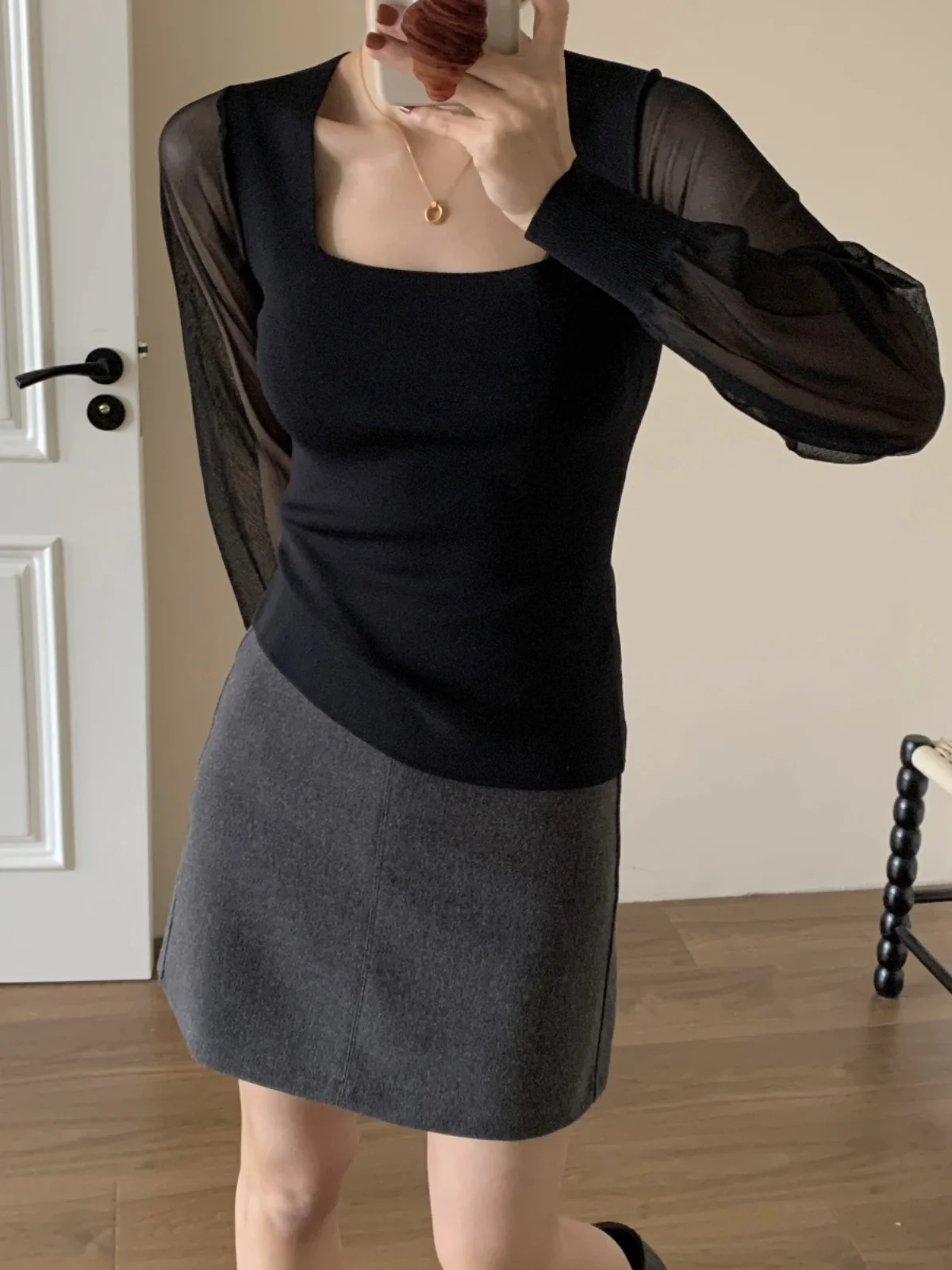 

Ele Bla Me Вязаный топ-фонарь Све Прозрачный модный сексуальный длинный све с квадратным воротником Обычная длина Весна