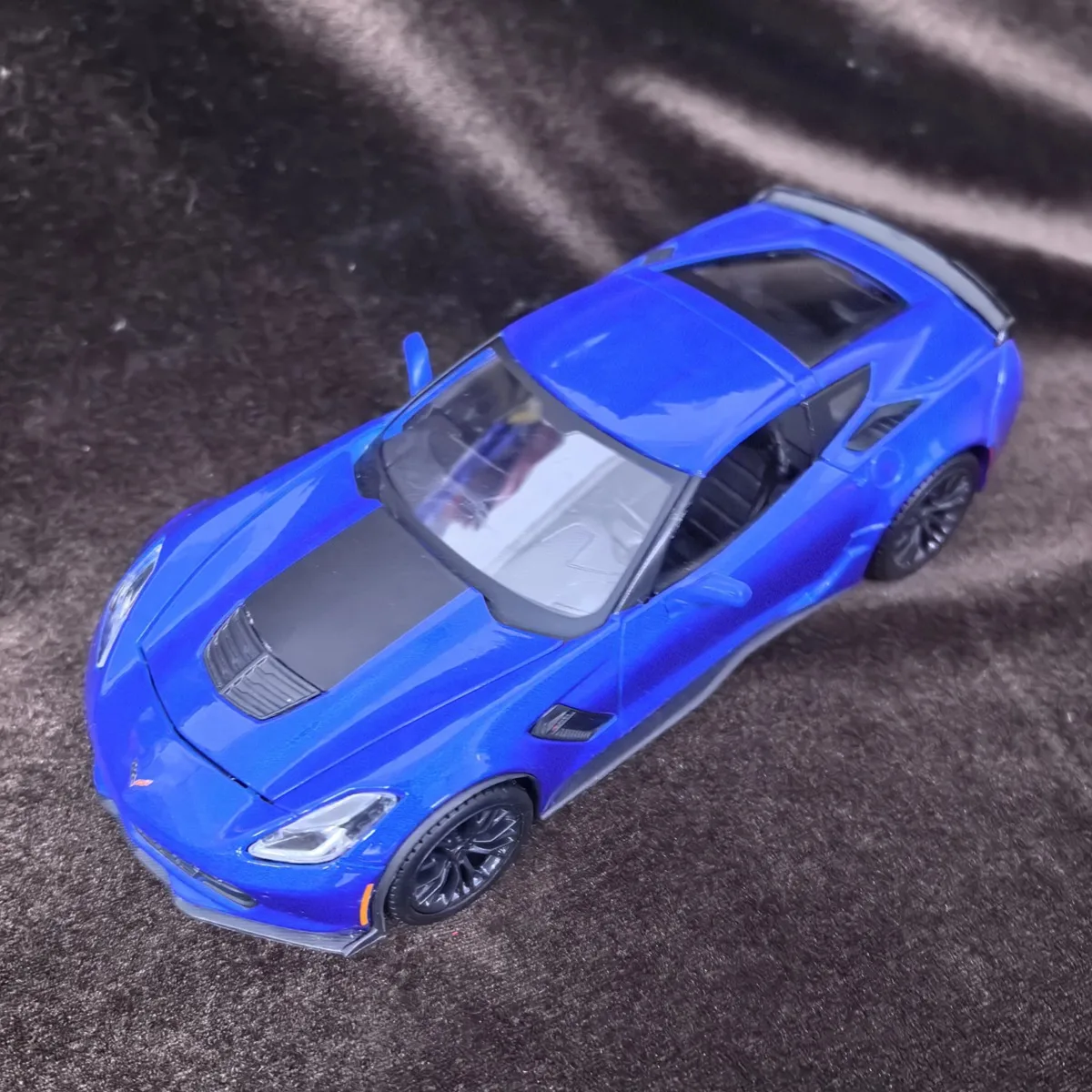 Modèle de voiture Corvette Z06 2015, échelle 1:24, réplique Miniature de véhicule de luxe, jouet cadeau de noël pour enfant, 2015