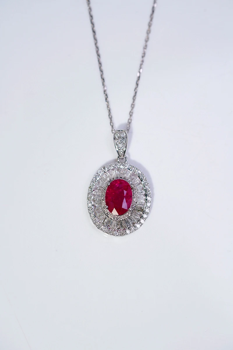 LUOWEND 100% 18K White Gold Necklace Luxury Classic Design Shiny Diamond Natural Ruby Pendant Necklace for Women Senior Banquet