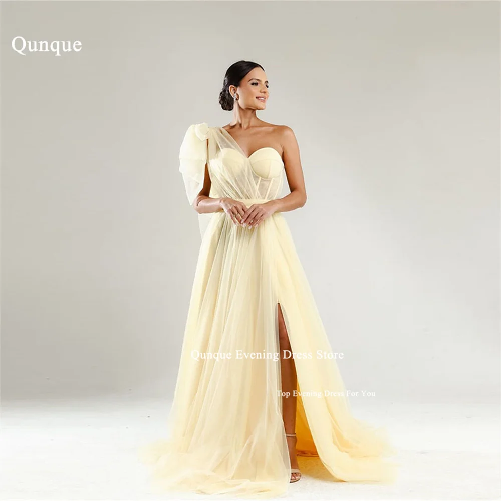 

Qunque Light Yellow Tulle Prom Dresses One Shoulder With Adjustable Bows Formal Party Gowns Sexy Split See Through Evening Dress