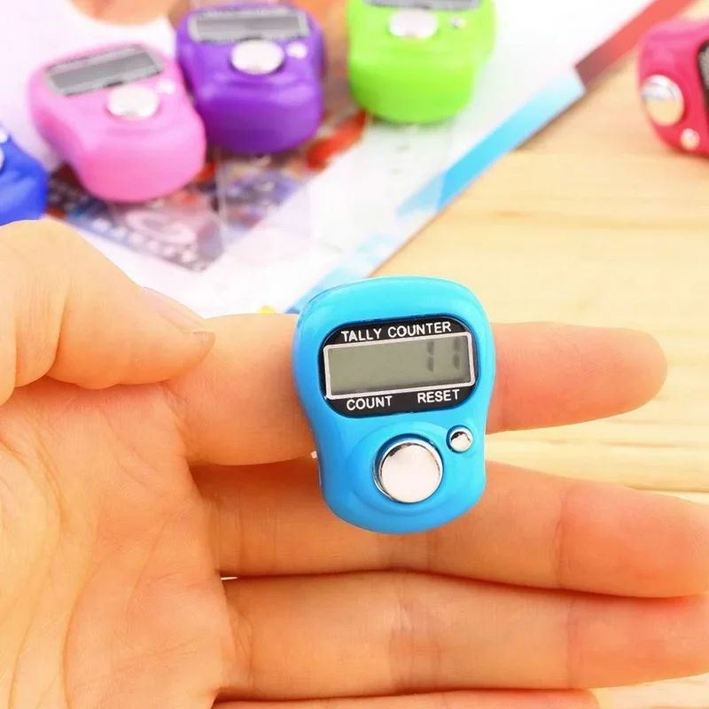 

1pc Electronic Digital Finger Ring Tally Counter Hand Held Knitting Row Counter Clicker NEW Mini Point Marker Counter LCD