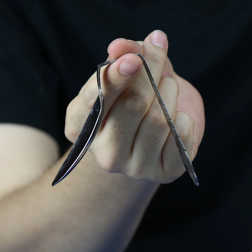 

2Pcs Bending Spoon Props High Quality Mind Trick Set Easy to Performance Kit for Home Stage Use Silver