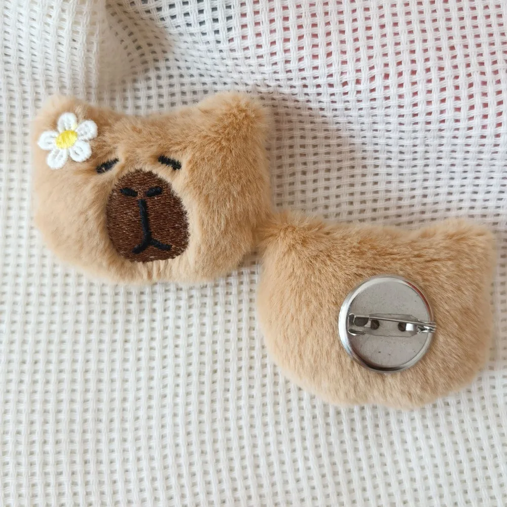 Cute Cartoon Capybara Brooch Fashion Doll Plush Brooch Soft Fluffy Backpacks Pendant Decoration