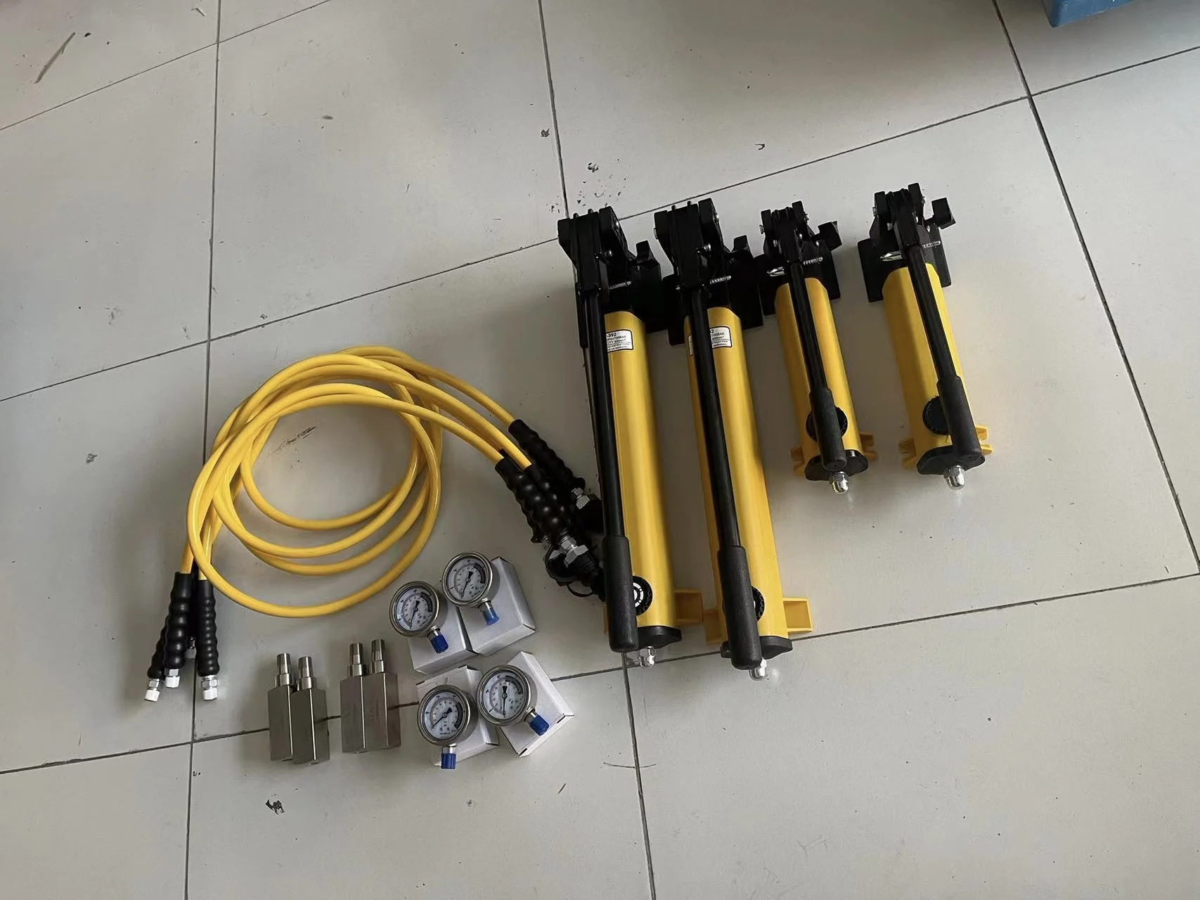 CE Origin Factory High Pressure 700Bar Enerpac Hydraulic Hand Pump Set P-392 To Work With Cylinder Jack