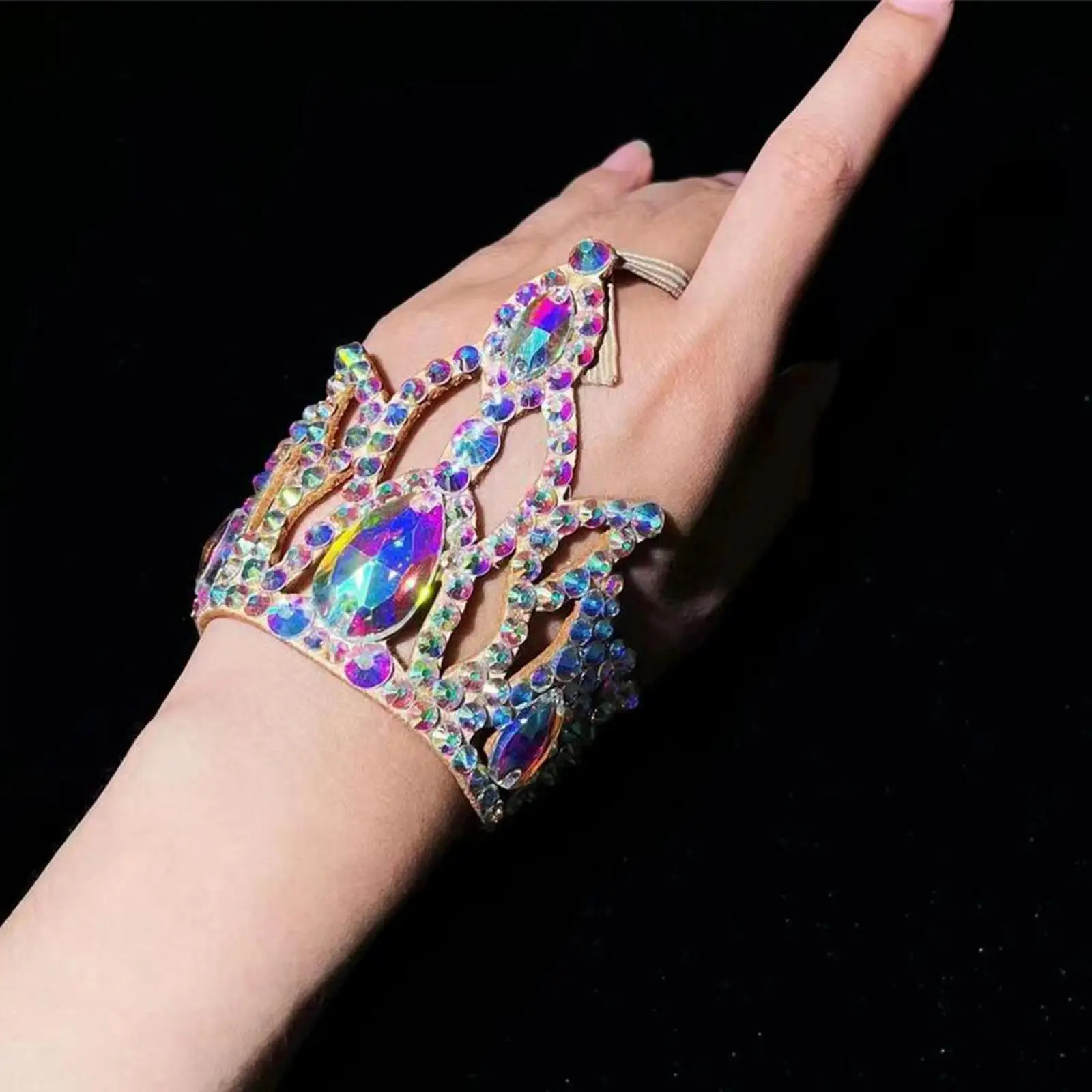 Women Belly Dance Bracelet Sparkling Wristband Boho Shining Rhinestone Bracelet Wristlet for Bridesmaid Stage Performance Party