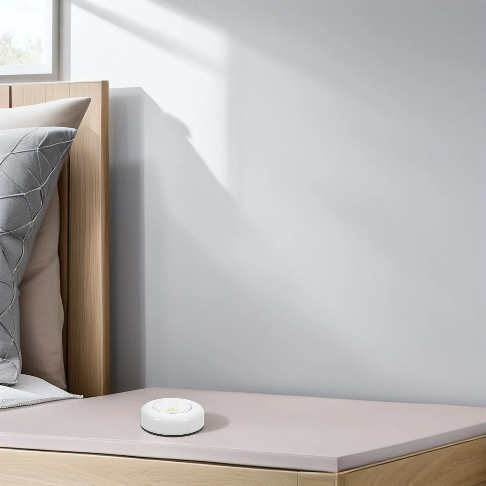 

2Pcs LED Touch Light Set 4 Bright White LED Lamps Powered No Wires on Off Adhesive Back for Kitchen Cabinets