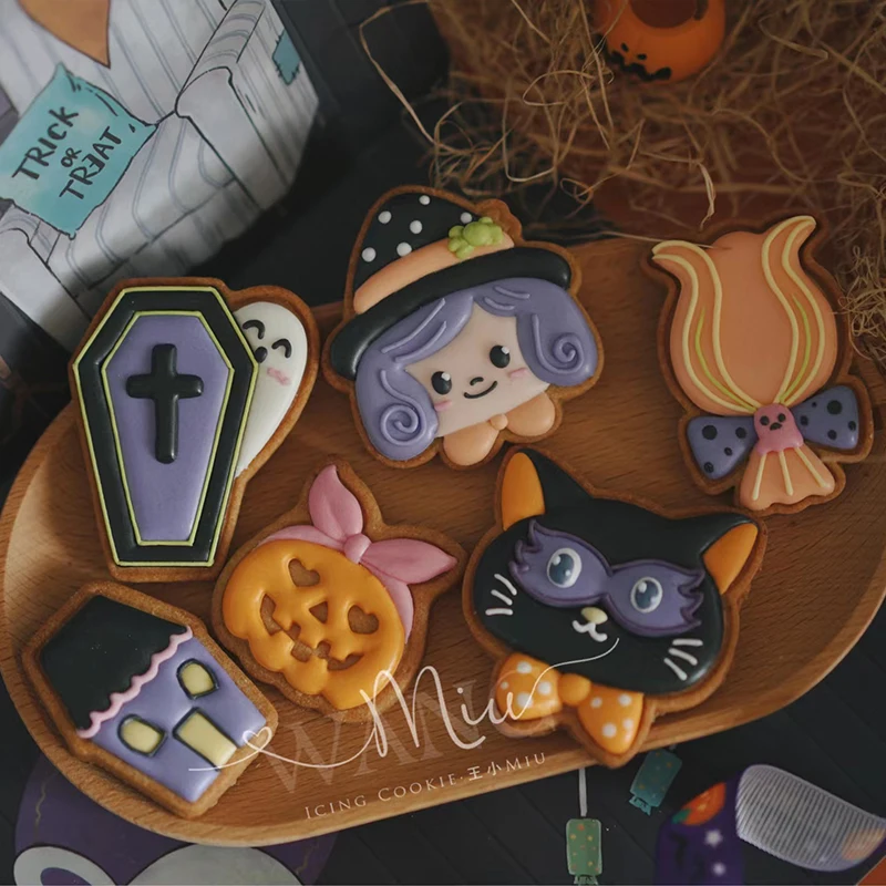 Halloween Mold Witch Cat Broom Ghost Pattern Pumpkin Shape Mold Cookie Cutter DIY Hand Press Mould Tools Biscuit Stamp Mould