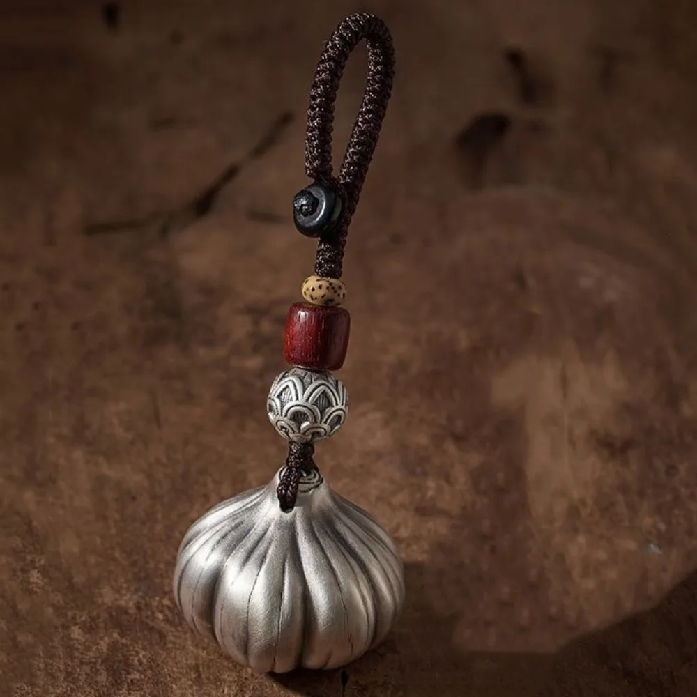 Unique Vintage Style Garlic Pendant Key Rings Necklace Garlic Circle Charms Silver Rotatable Garlic Keychain Phone Accessory