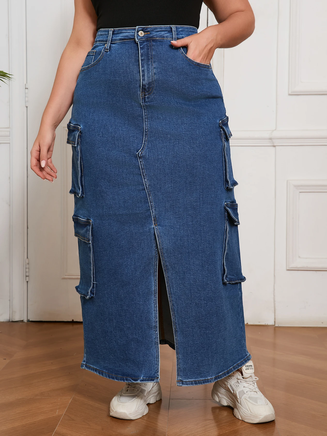Stylish Women's Denim Cargo Skirt - High Waist Long Jeans with Functional Pockets, Must-Have Women's Clothing