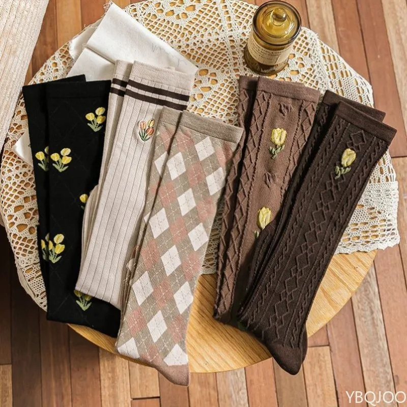 5 أزواج من الجوارب الدانتيل العصرية متعددة الاستخدامات للنساء جوارب متوسطة الطول من القطن الجديد لربيع الخريف جوارب طويلة مريحة غير رسمية ﻿