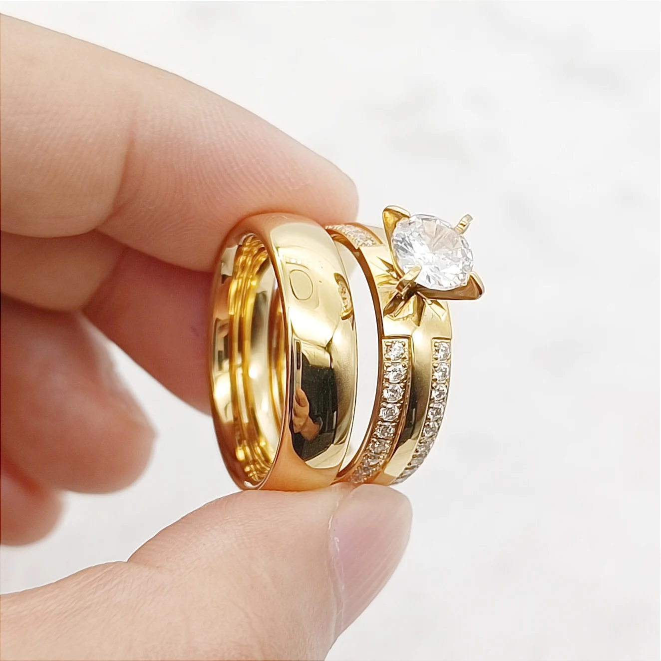 Ladies Big Stone cz Diamond Engagement Promise Anniversary Wedding Rings for Couples Dubai 24k Gold Plated Stainless Jewelry