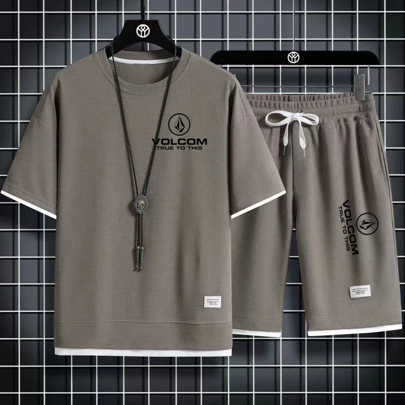 

2024 VOLCOM New Man Tracksuits 2 Piece Short Sleeve Suits Printing T-shirt +Sweatpants Sets Sutdent Casual Summer Sport Clothes
