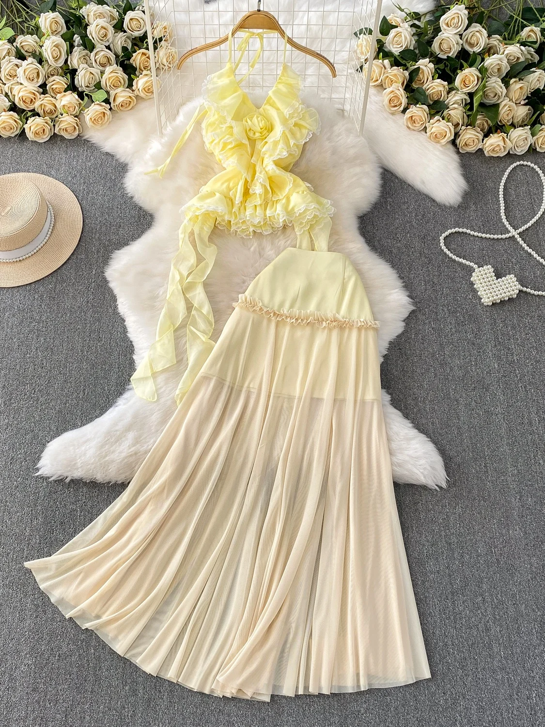 

Pure Desire Lace Trim V-Ne Hanging Ne Vest Set Slimming Splice Net Long Skirt Faionable Two-Piece Suit for Young Women