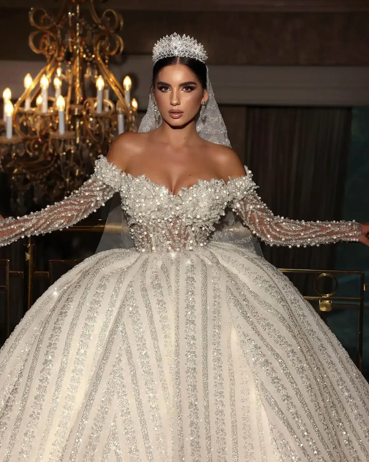 Customized Luxury Sweetheart Sparkling Bridal Ball Dress Arab Off Shoulder Long Sleeve Pearl Glitter A-line Wedding Dress