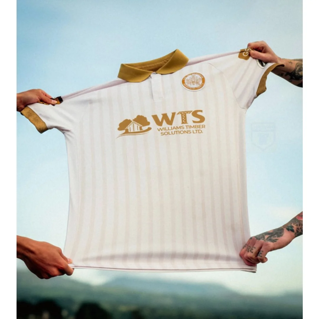 25-26 Cymru Premier Caernarfon Town مباراة تدريب جيرسي المنزل كرة القدم جيرسي الرياضة الجافة بسرعة تي شيرت رجالي ملابس الاطفال #1