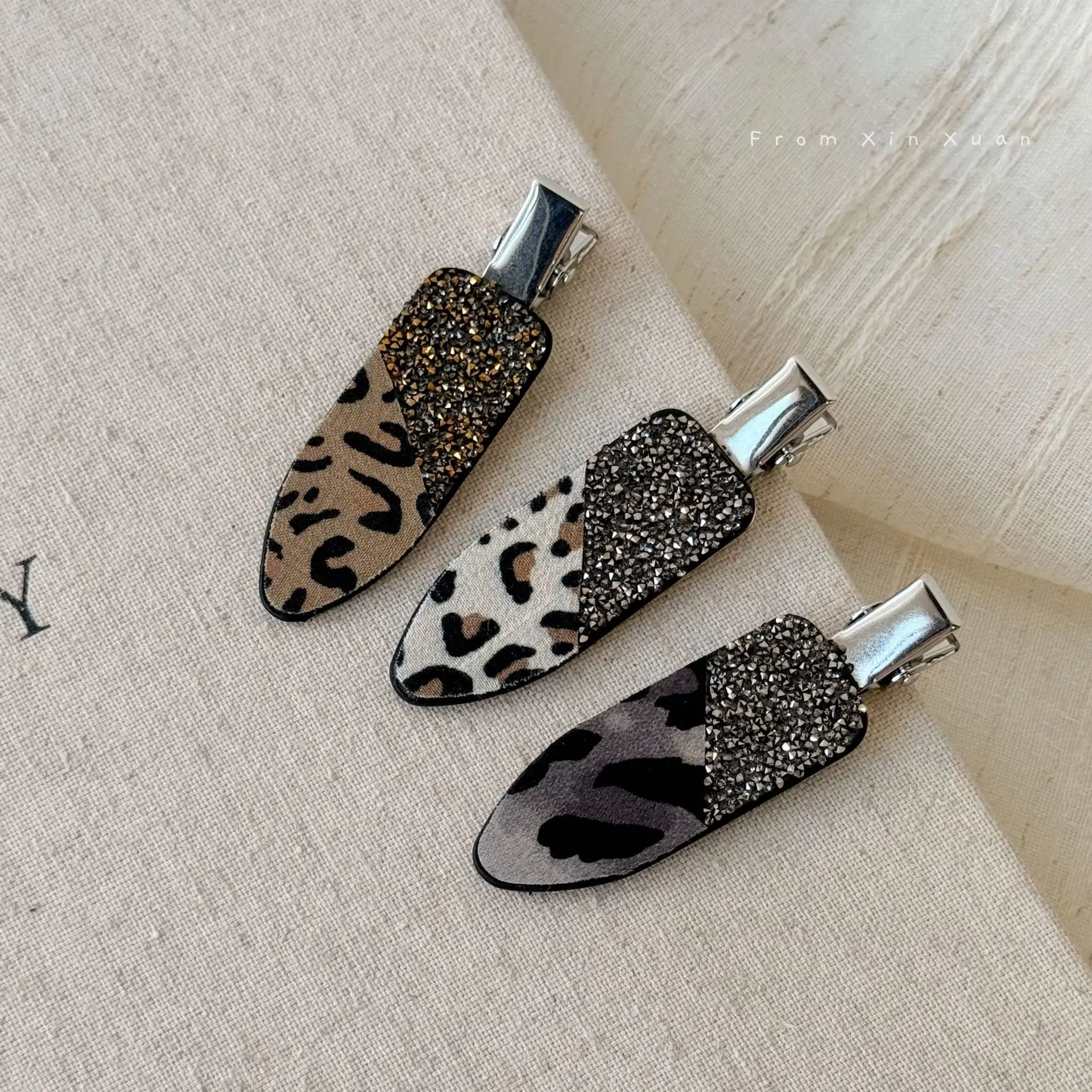 Fabric Leopard Print Sparkling Rhinestone Seamless Hair Clip for Women Girls Broken Bangs Side Clips Hair Styling Accessories