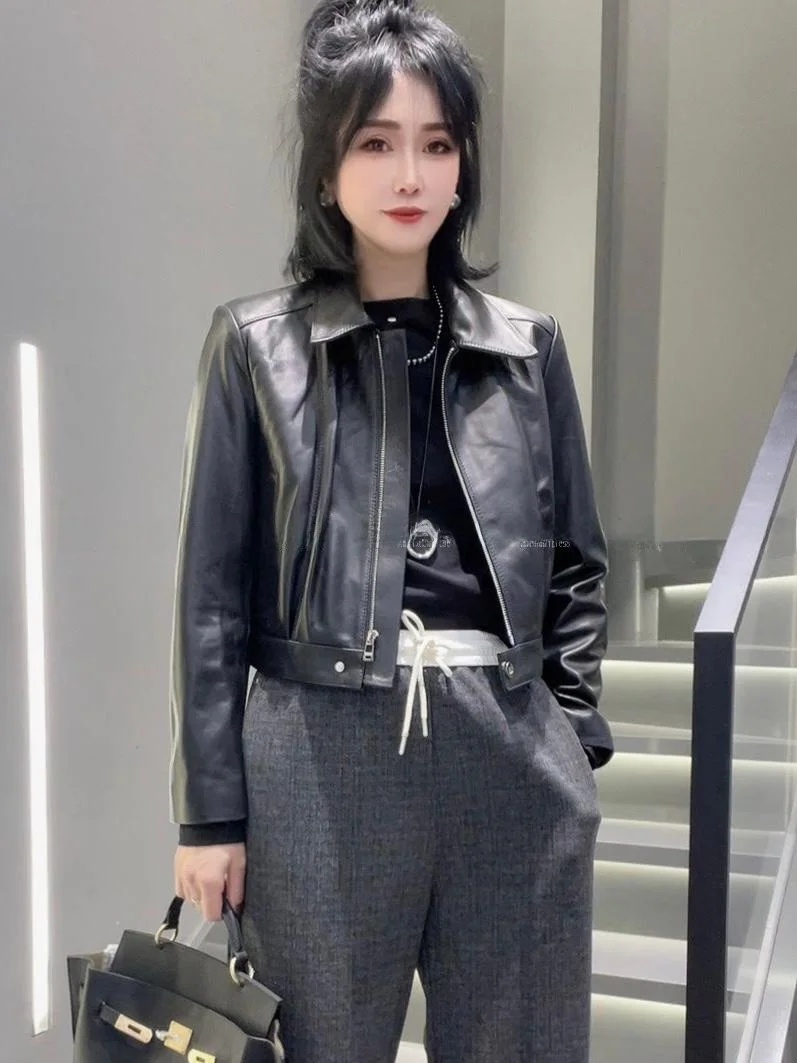 

Trendy Genuine Leather Jaet Women's Motorcycle Zipper Leather Coat Turn-down Collar Slimming Sli Anti-aging ort Outer...