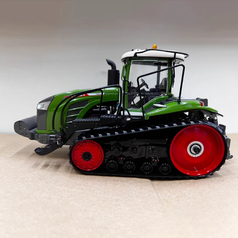 

USK Diecast 1/32 Scale Fendt 1165 MT Crawler Tractor Alloy Agricultural Machinery Model with a lamp Collection Souvenir Ornament