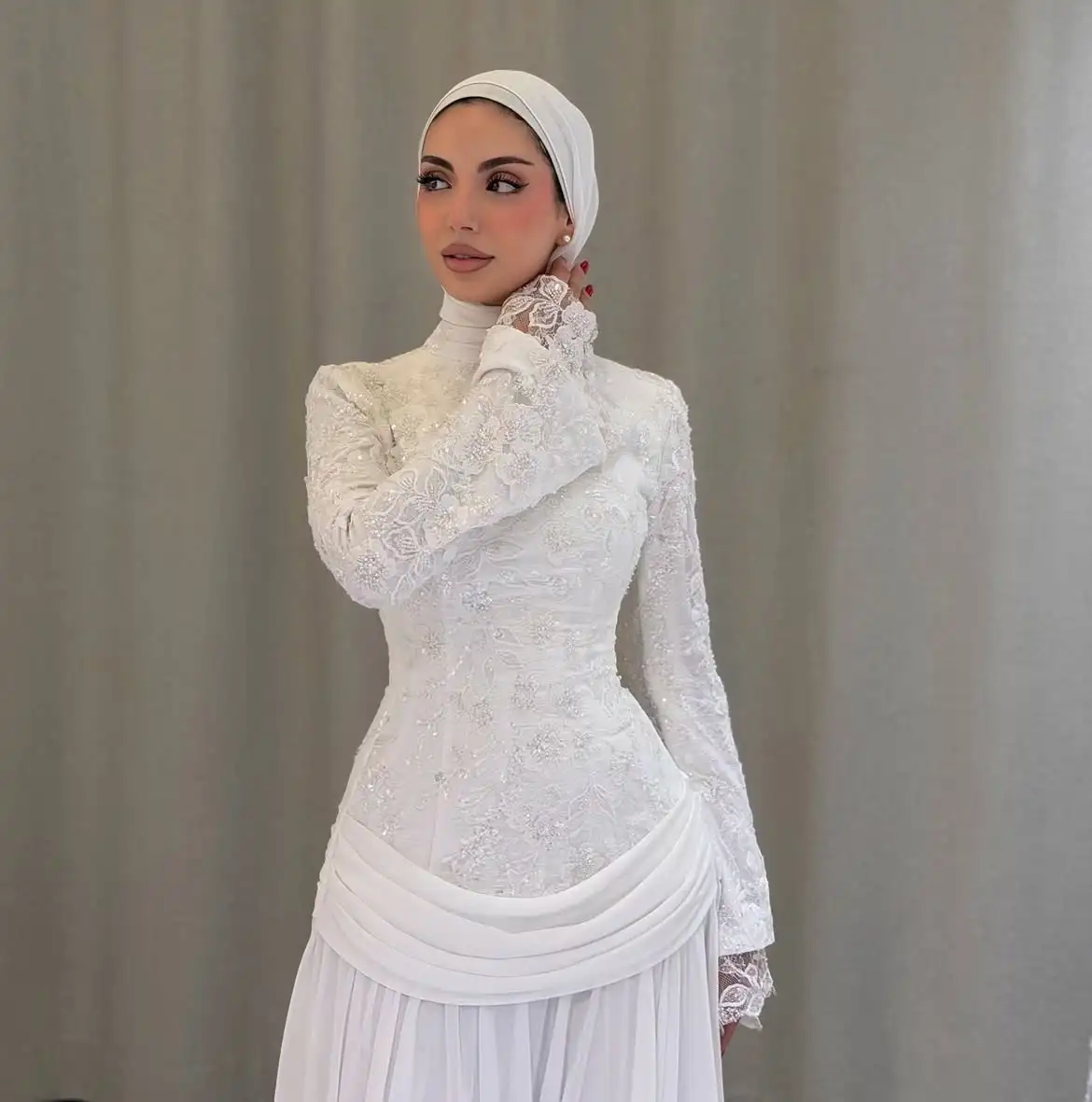 Damenmode 2026 Trend Elfenbein Islamisches Langes Abendkleid mit Gerafftem Oberteil und Chiffon-Hijab, Elegante Partykleider – Detail 3