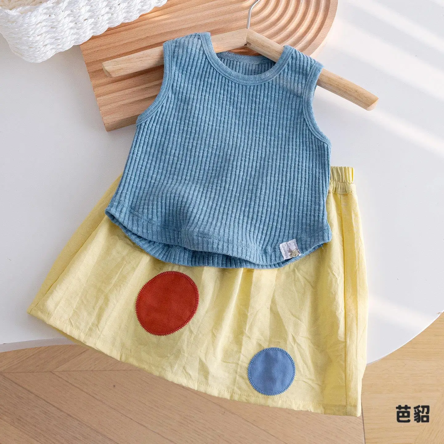 

Fashionable Knitted Vest And Skirt Set for Girls Summer New Style Polka Dot Two Piece Suit Versatile Cotton Cute Children's Wear