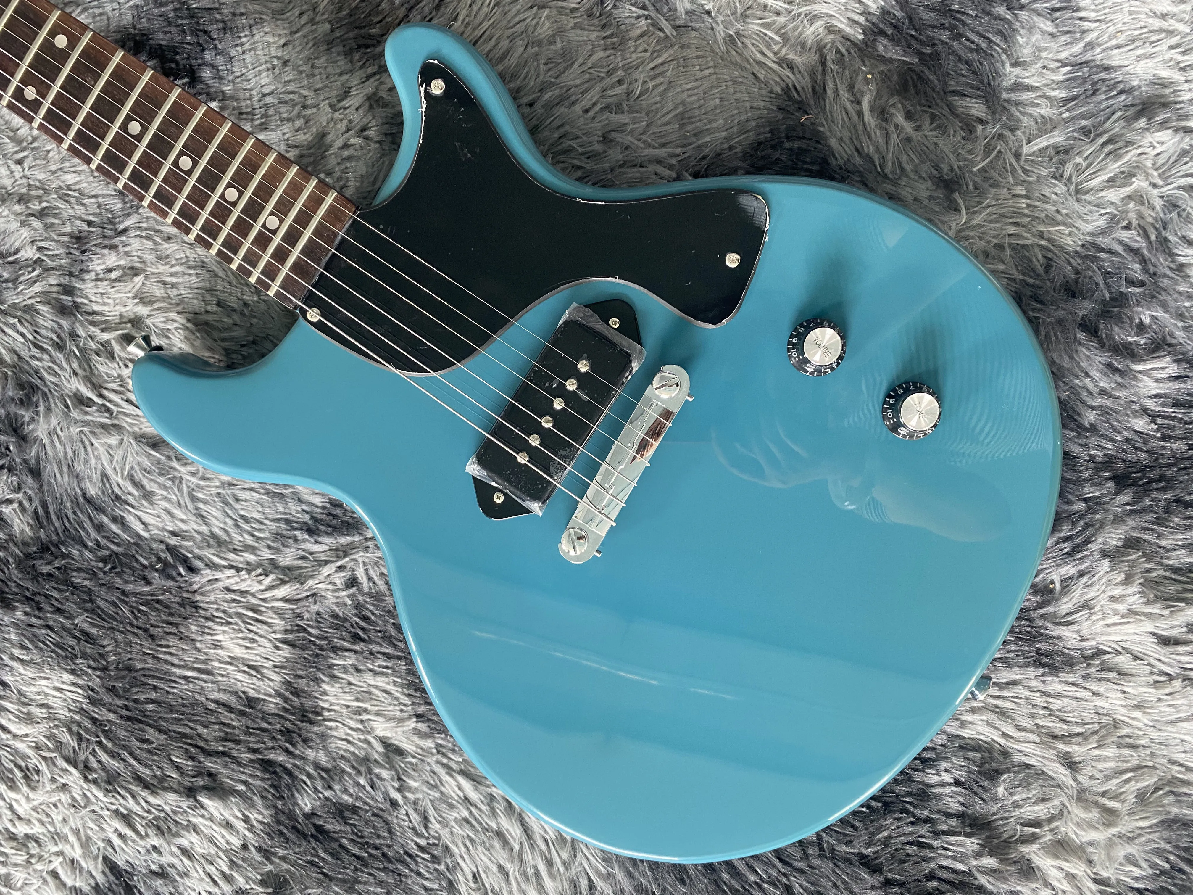 China Electric Guitar Junior, Transparent Blue, Factory Direct Sales, Can Be Customized, Free Shippingshipping