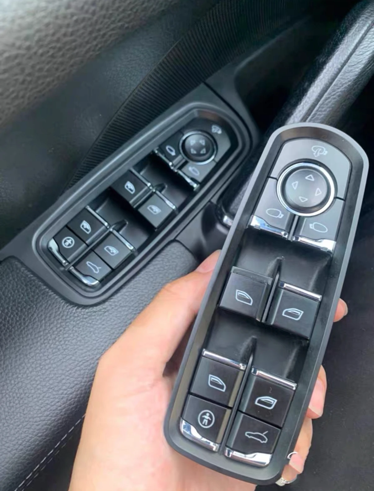 Hot Selling Suitable for Cayenne Panameraintelligent Module One Key Window Liftingmodule Electric Tailgate Module