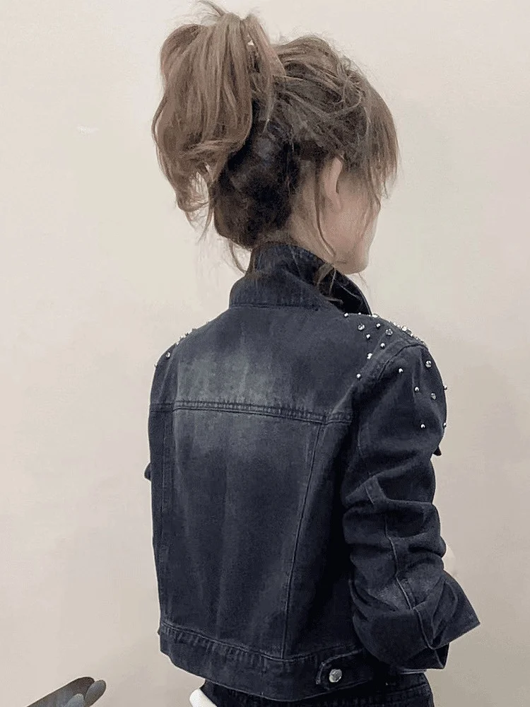 Trendy Short Women's Denim Jacket Glittering Drill Embellishment Chic Design Commute Style Anti-Wrinkle Straight Cut Jacket