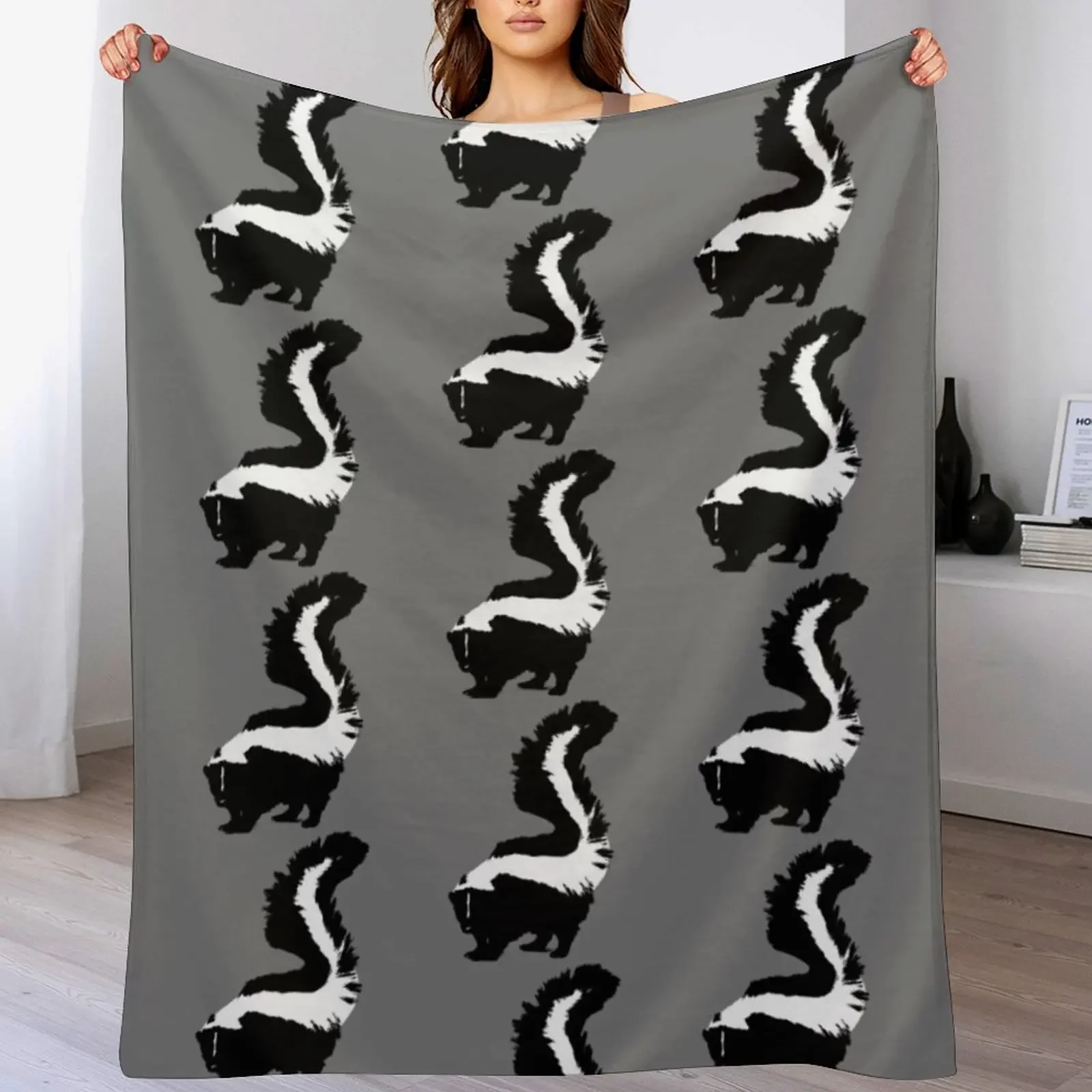

skunk Throw Blanket Shaggy Furry Soft Blanket for Bedroom Living Room