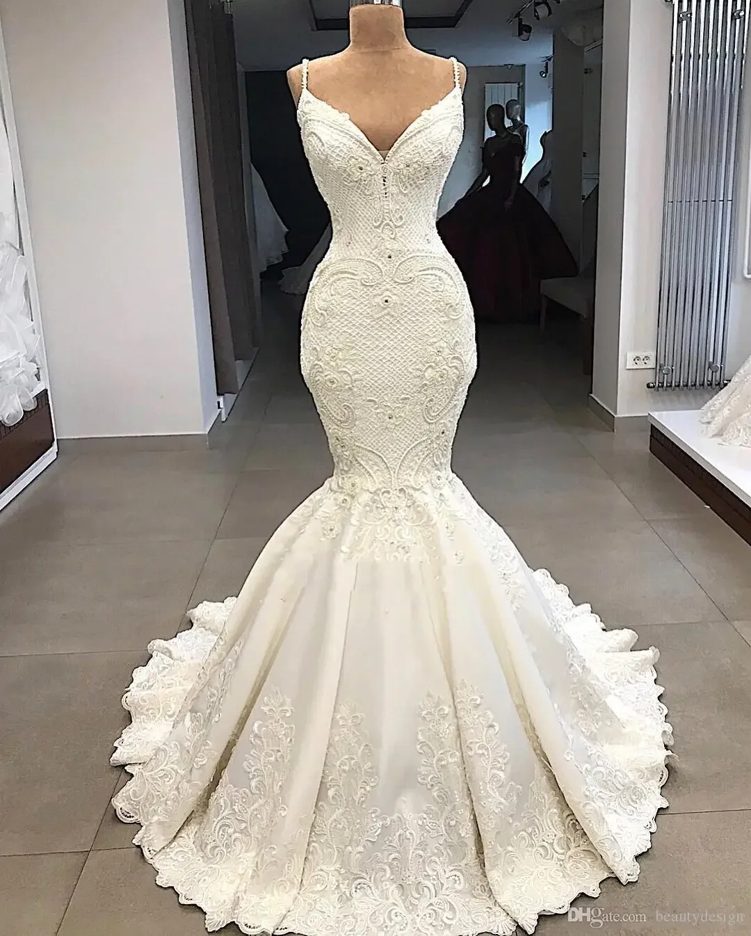 Customized  Spaghetti Strap Lace Appliques Mermaid Wedding Dress 2025 Robe De Mariée Bridal Gown with Detachable Train