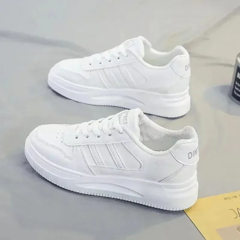 New Women Casual Walking Shoes Summer Flat Lace Up Leather High Quality Sneakers Fashion Flat-Bottomed Female Gump Sneakers