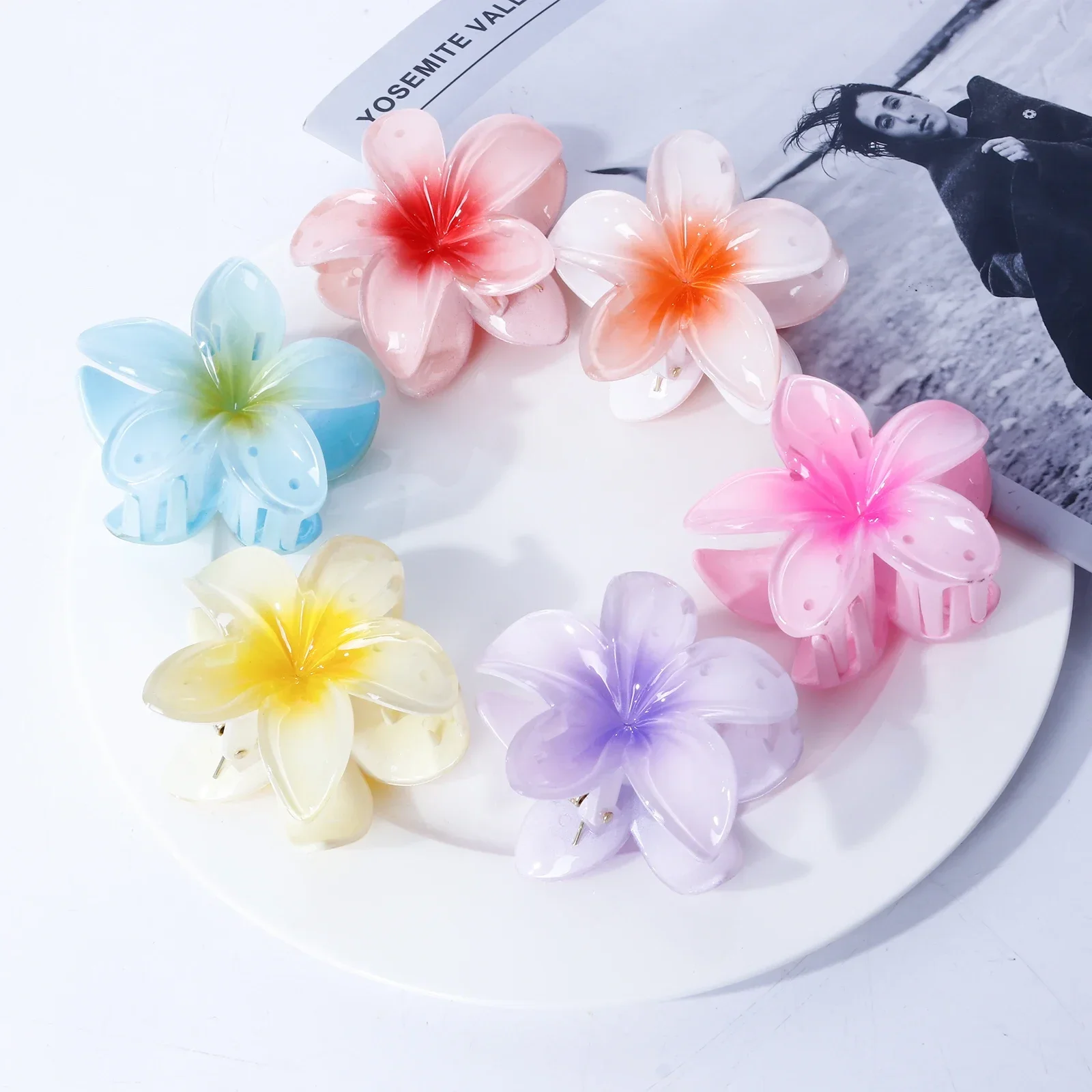 Fashion Women Beach Vacation Bohemia Egg Flower Hair Clips Flower Large Hair Claw Hairpin Women Girls Accessories