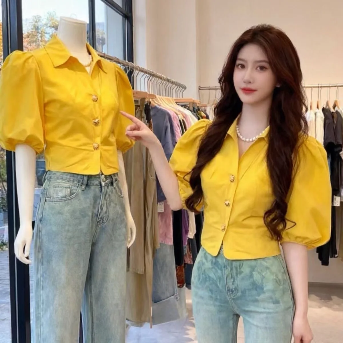

Retro White V-Neck Bubble Sleeve Shirt Women's Summer Elegant Fashion Slimming Short Beautiful Top Polyester Fiber Collar