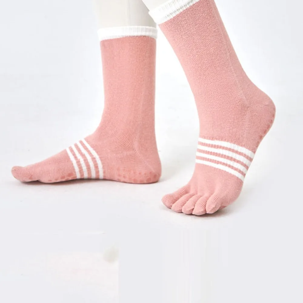 

Sweat Absorption Yoga Socks Five Fingers Full Five Finger Non-slip Yoga Socks Split Finger Elastic Breathable Five-finger Socks