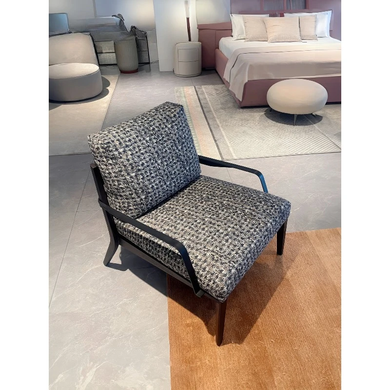 북유럽 싱글 소파, 가볍고 고급스러운 모던 소형 아파트 싱글 원목 의자