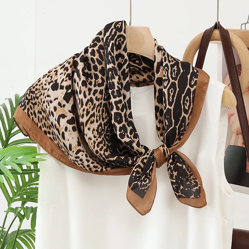 

70X70cm Leopard Print Square Silk Scarf Woman Satin Headband Muslim Hijabs Shawls Smooth Soft Small Neck Scarf Turban Bandana